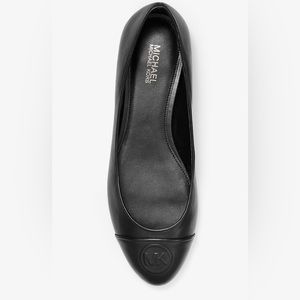 MICHAEL KORS
Dylyn Logo Leather Ballet Flat
